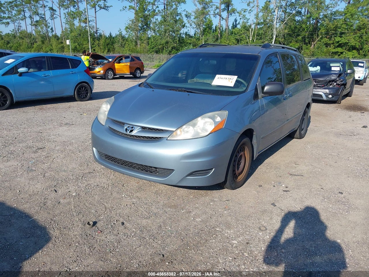 2007 TOYOTA SIENNA CE thumbnail 3