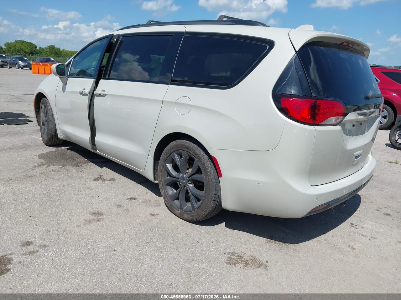 2019 CHRYSLER PACIFICA TOURING L PLUS · 3/12