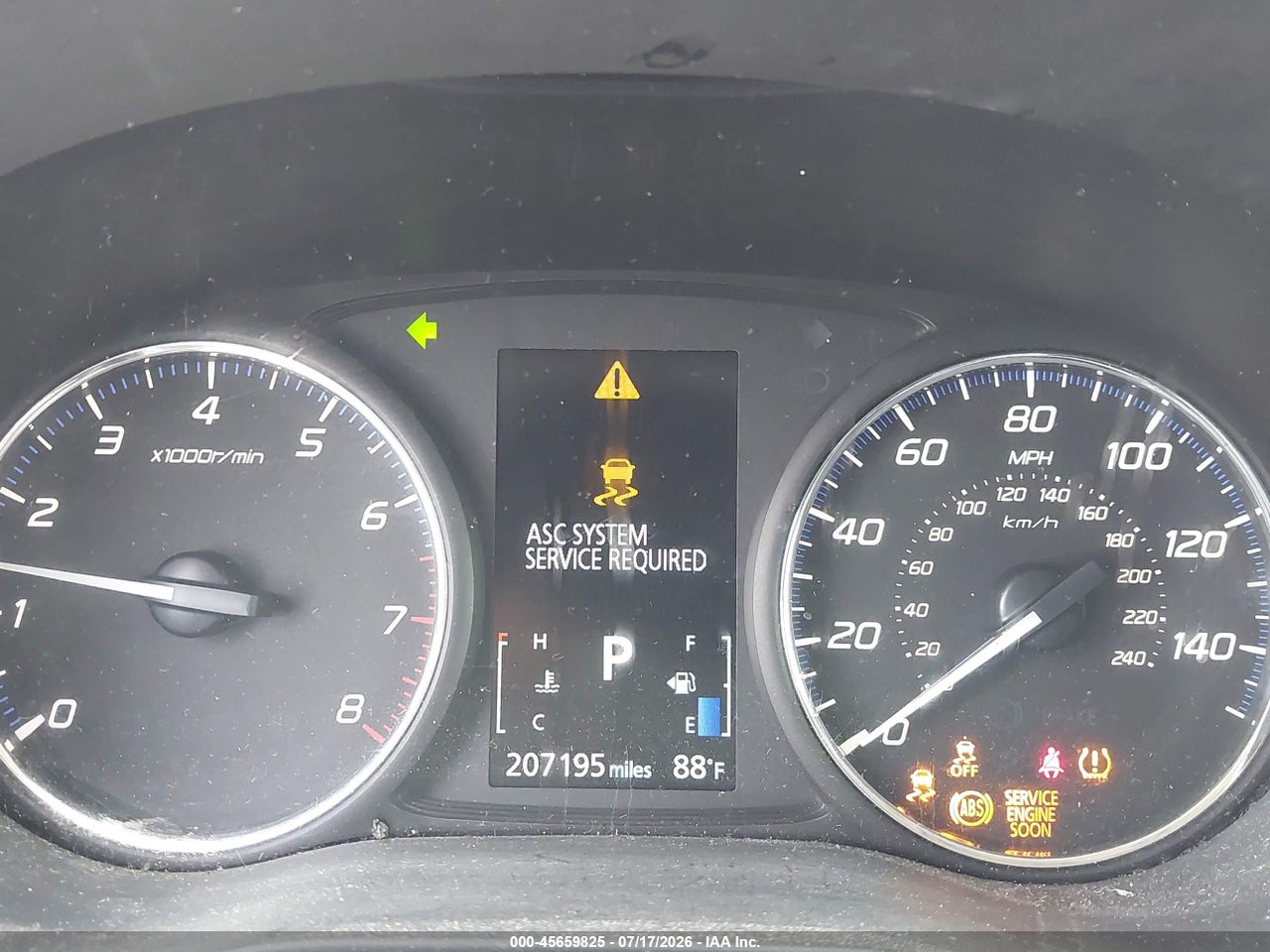 JA4AD2A30HZ****** · 2017 MITSUBISHI OUTLANDER ES · 7/12