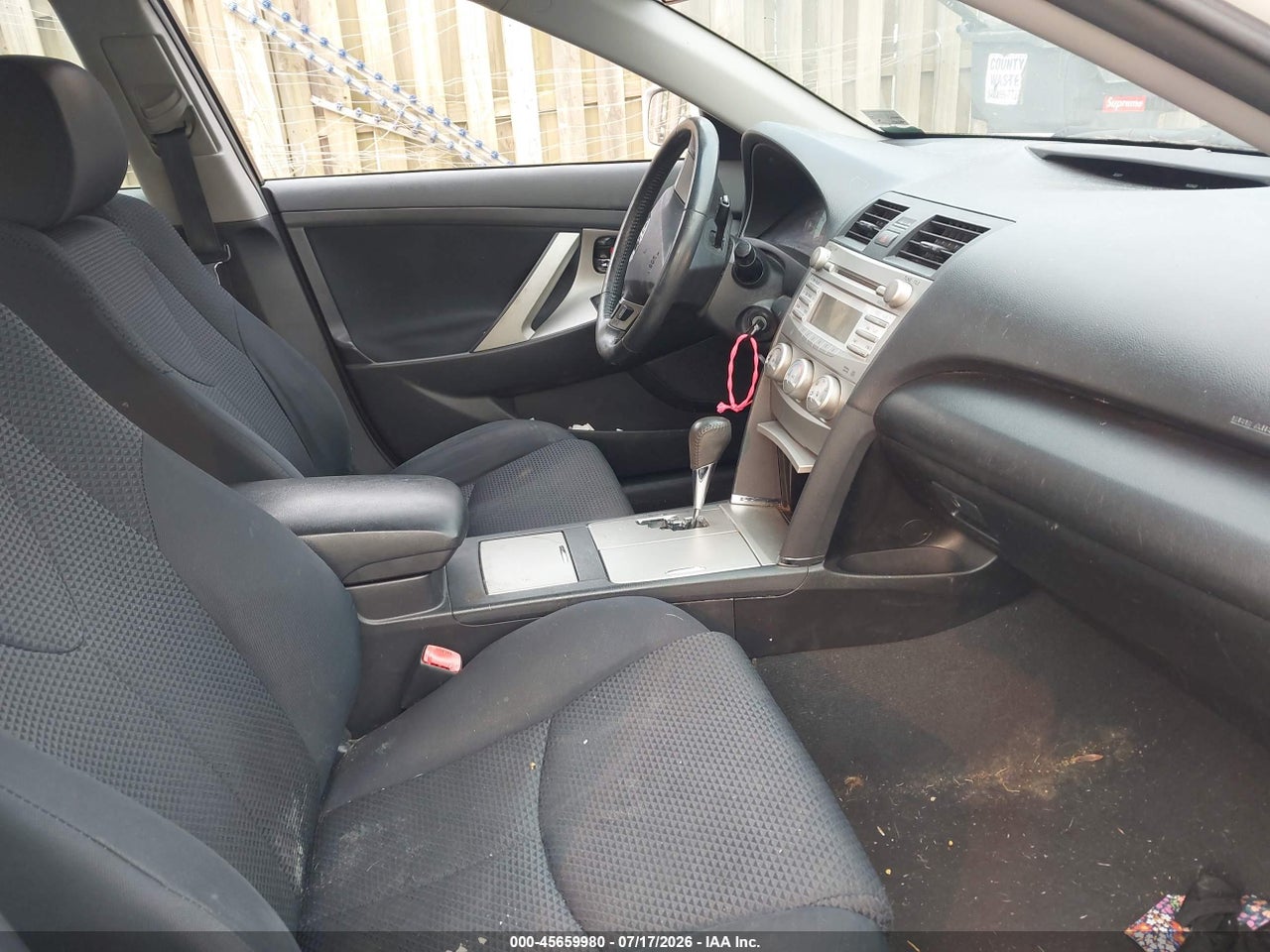 2011 TOYOTA CAMRY SE thumbnail 6