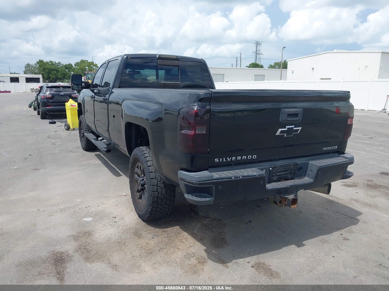 2017 CHEVROLET SILVERADO 2500HD LTZ thumbnail 4