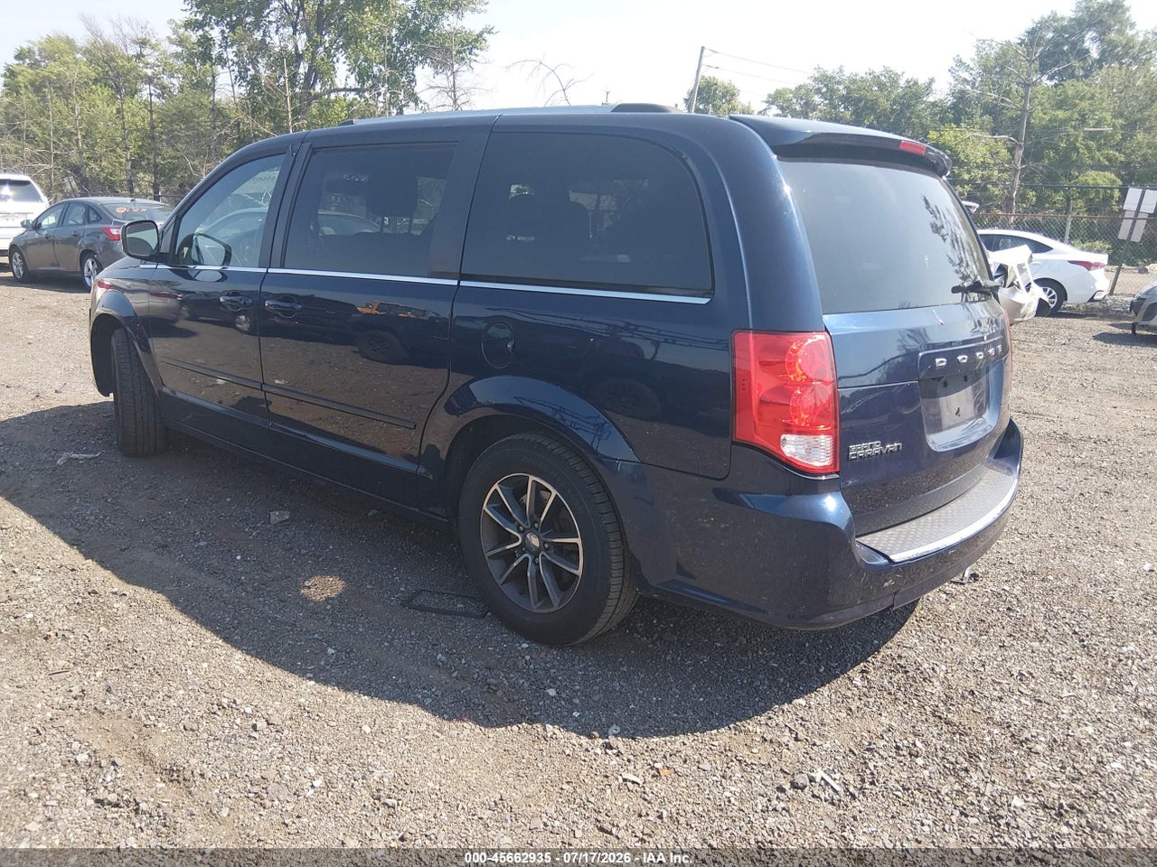 2017 DODGE GRAND CARAVAN SXT thumbnail 4