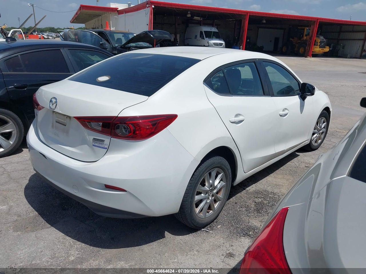 2016 MAZDA MAZDA3 I SPORT · 4/12