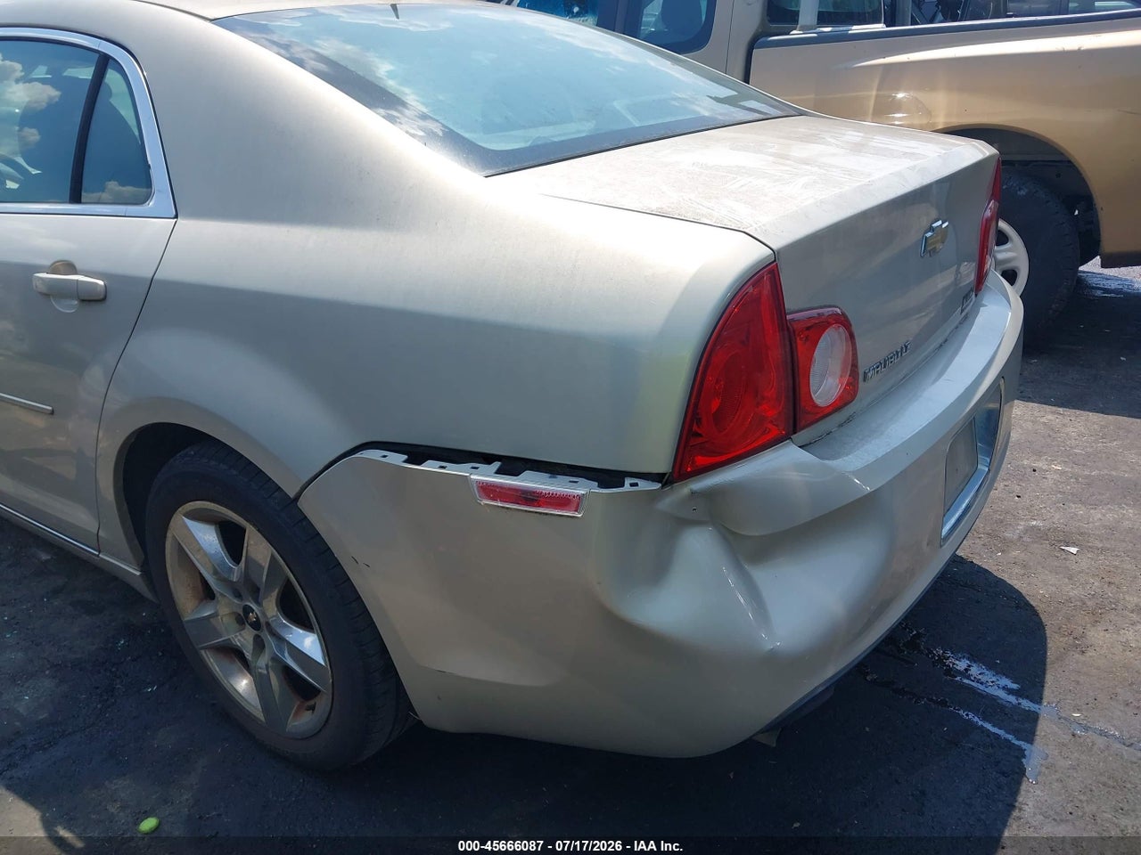 2010 CHEVROLET MALIBU LT thumbnail 7