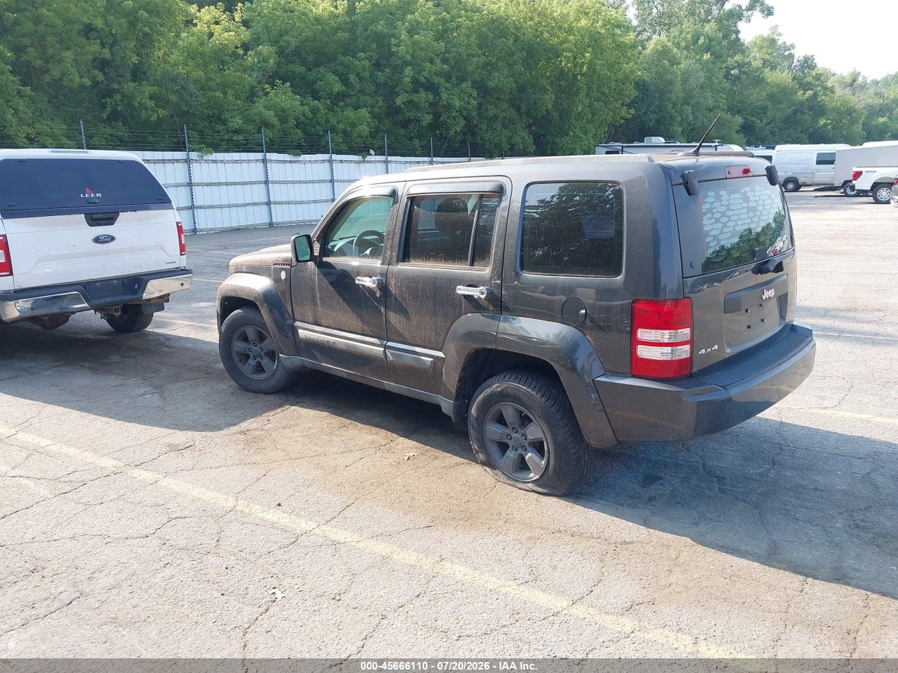2011 JEEP LIBERTY SPORT thumbnail 4