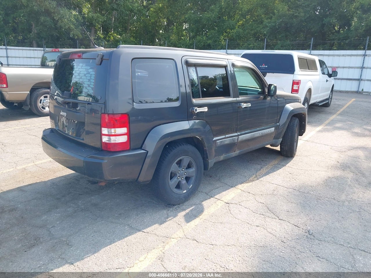 2011 JEEP LIBERTY SPORT thumbnail 5