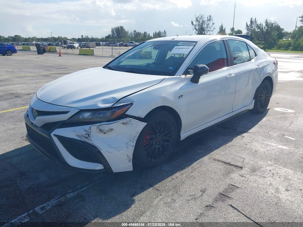 2024 TOYOTA CAMRY SE thumbnail 3