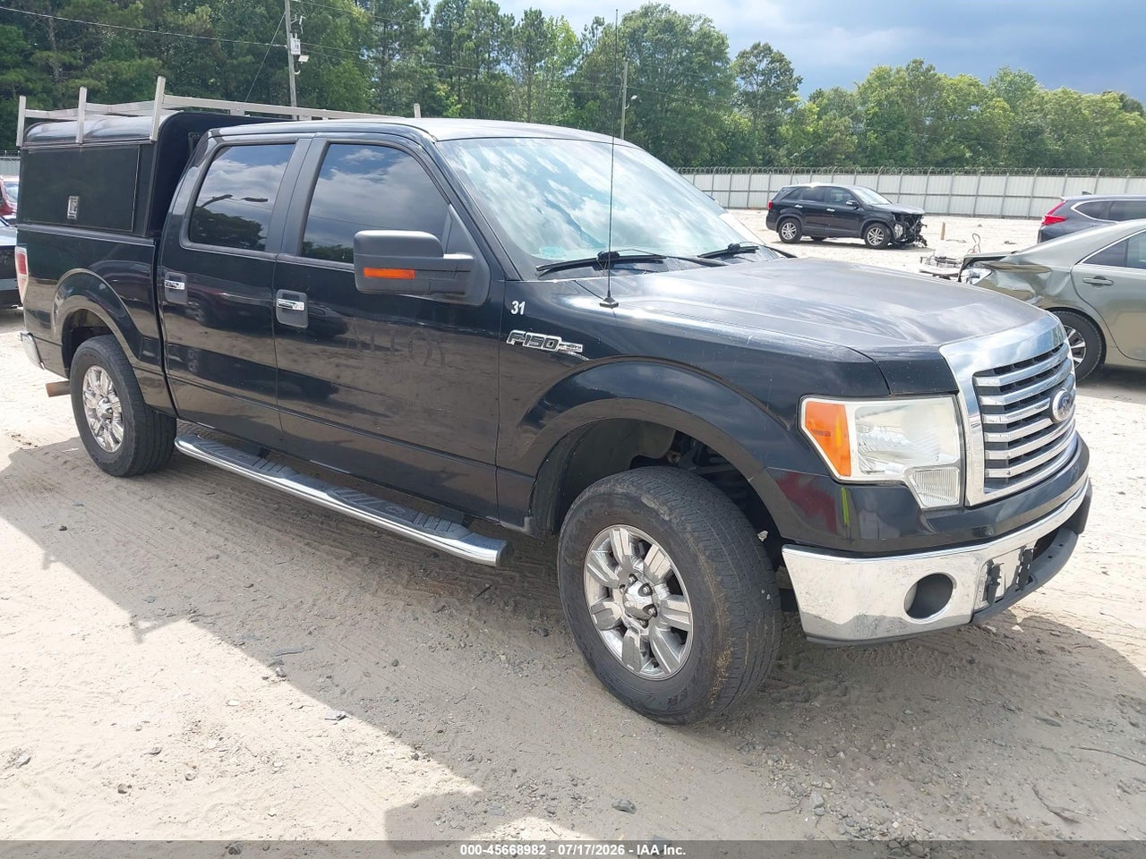 2011 FORD F-150 XLT thumbnail 2