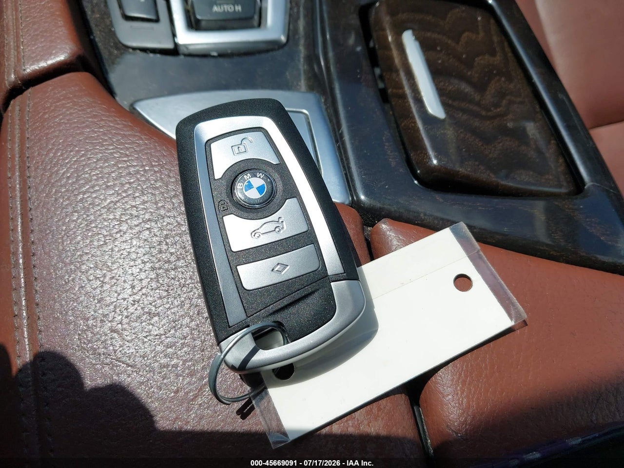 2015 BMW 528I XDRIVE thumbnail 12