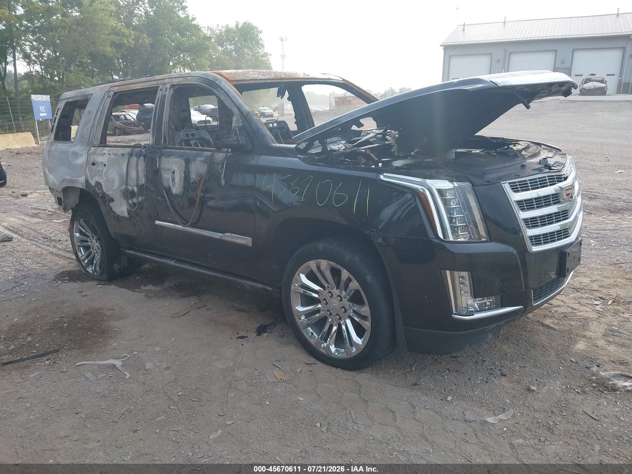 1GYS4CKJ7JR****** · 2018 CADILLAC ESCALADE PREMIUM LUXURY