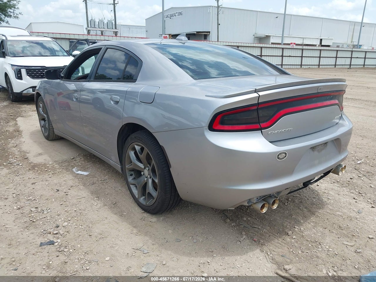 2015 DODGE CHARGER SXT thumbnail 4