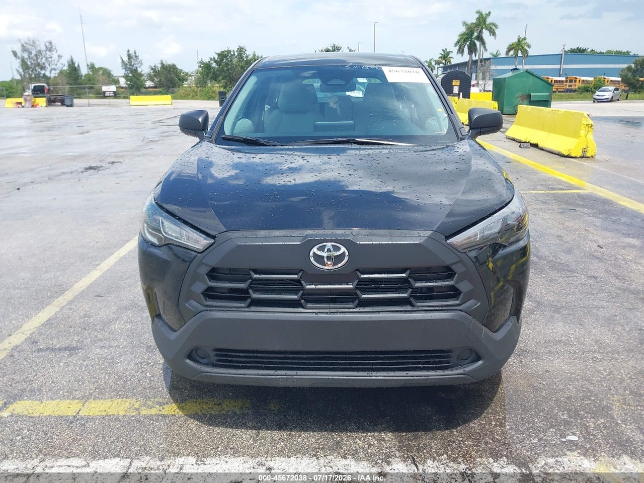 2026 TOYOTA COROLLA CROSS L thumbnail 7