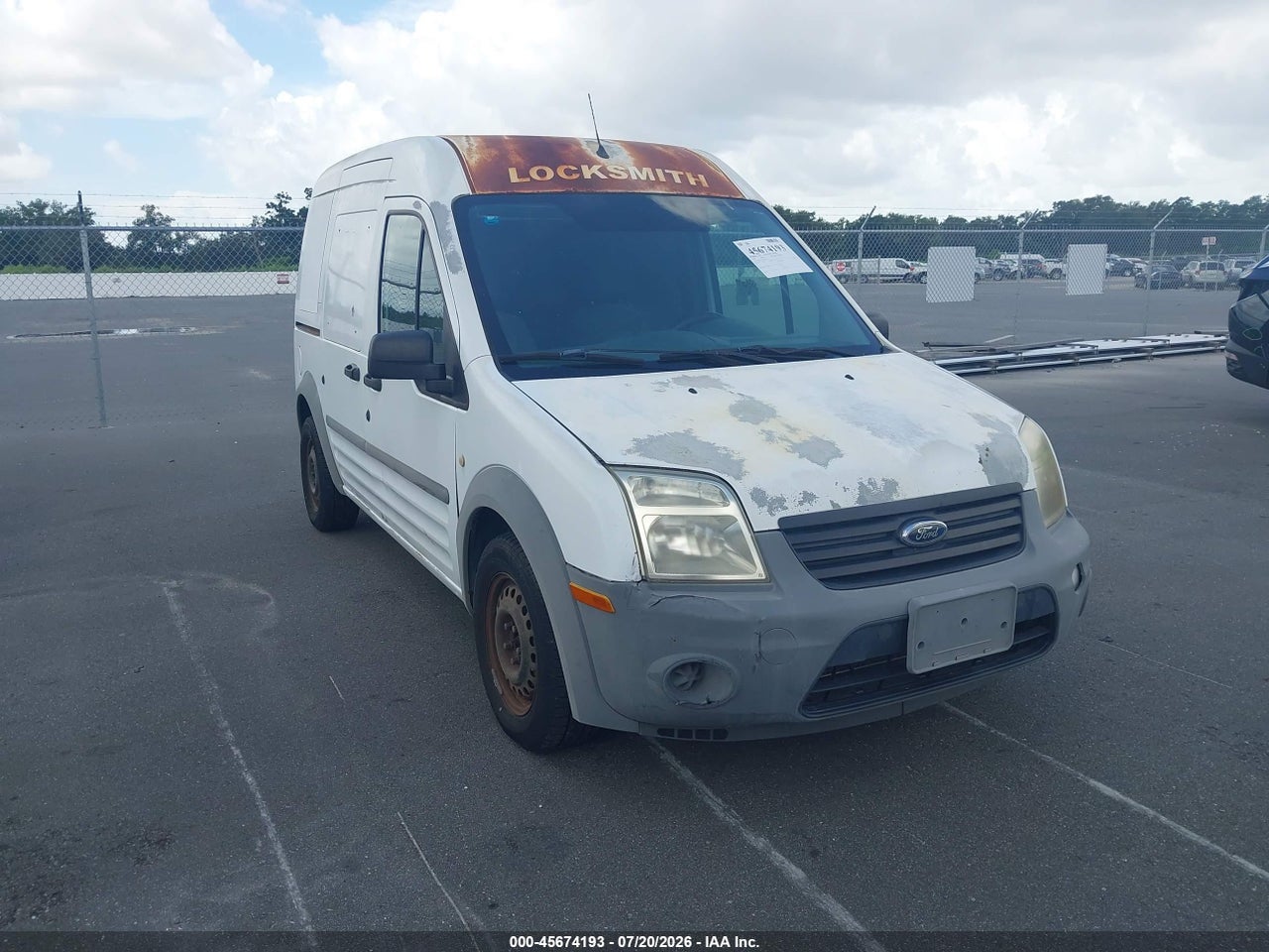 2010 FORD TRANSIT CONNECT XL thumbnail 2