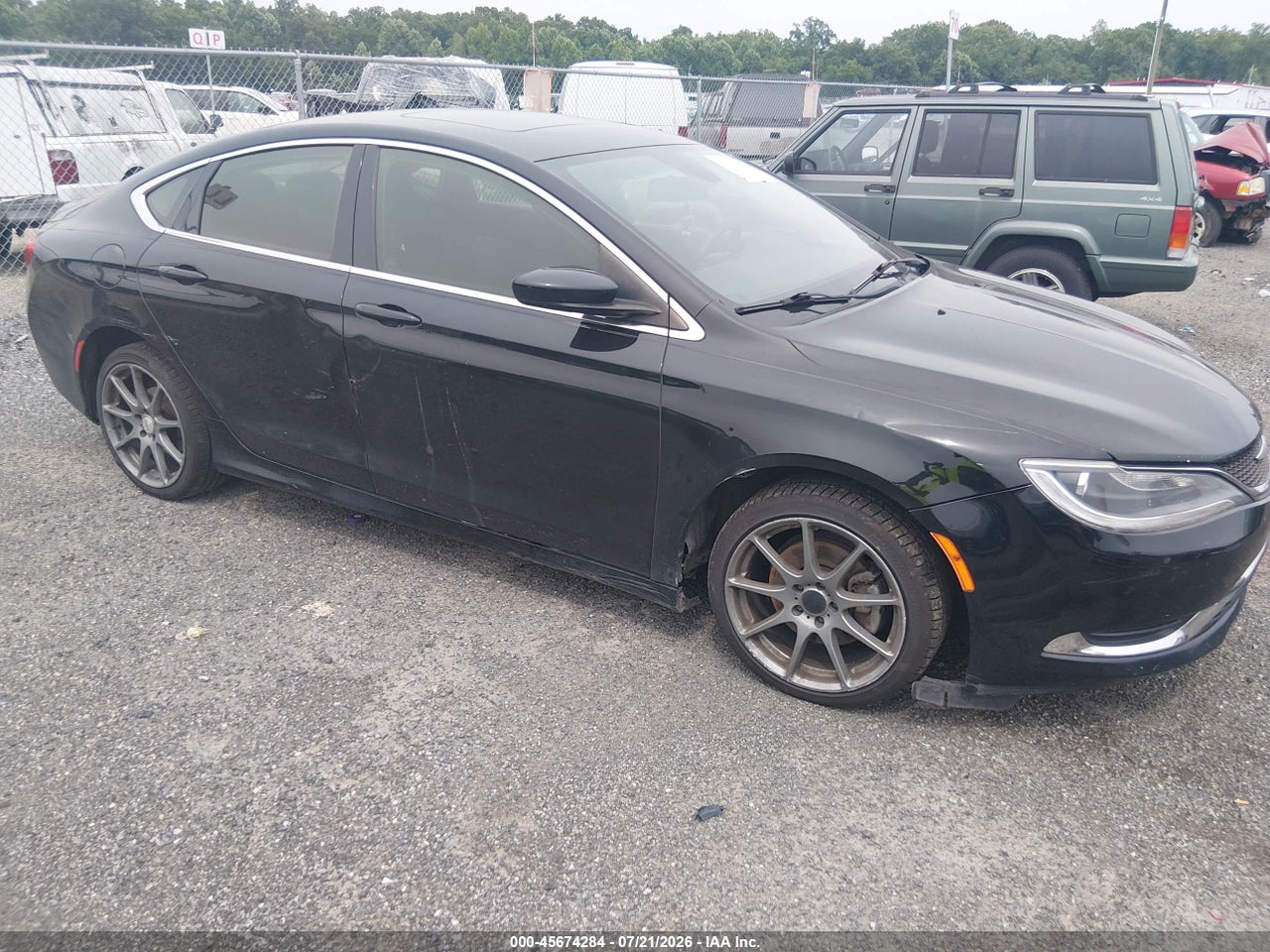 2015 CHRYSLER 200 LIMITED thumbnail 2