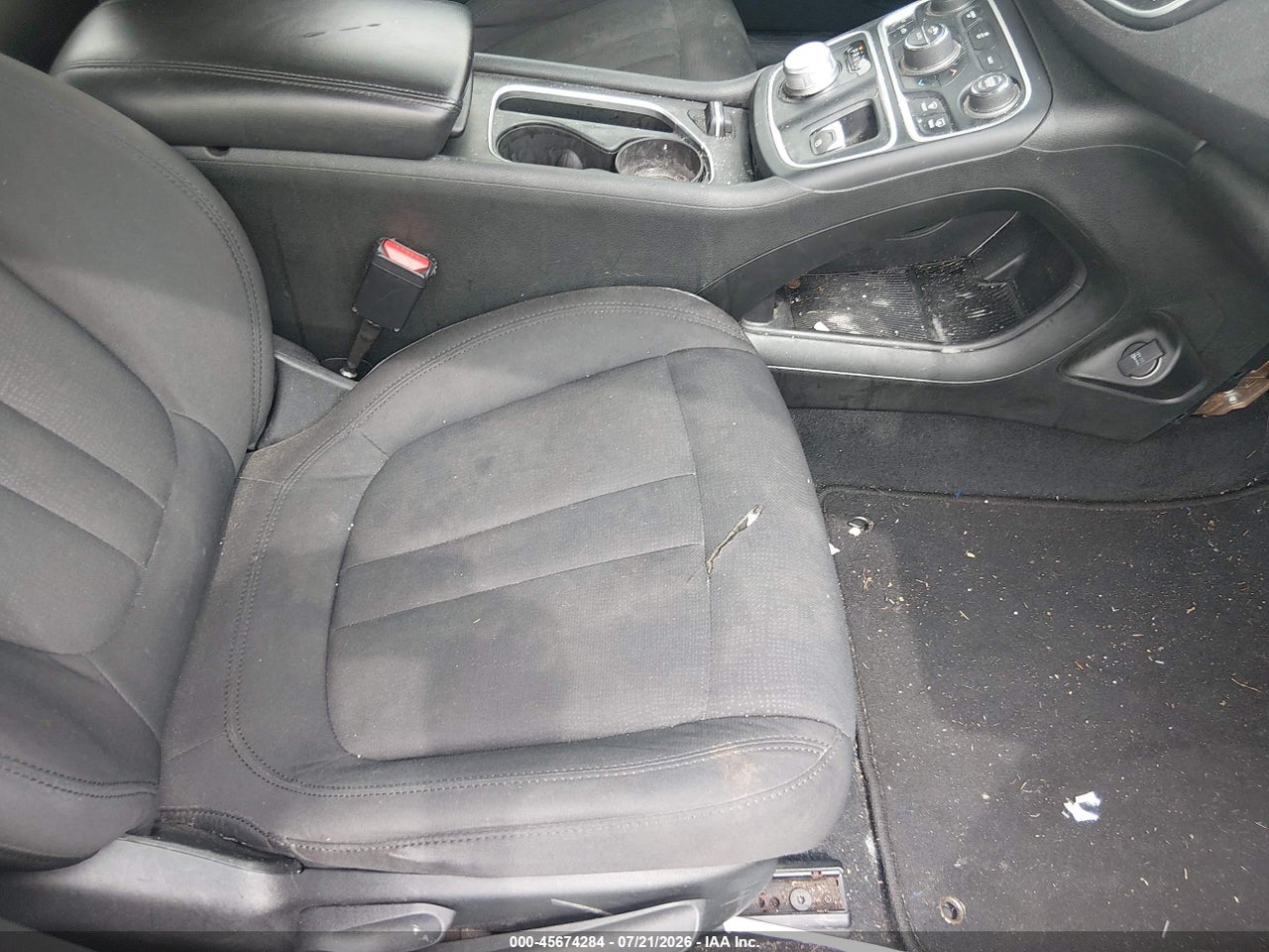 2015 CHRYSLER 200 LIMITED thumbnail 6
