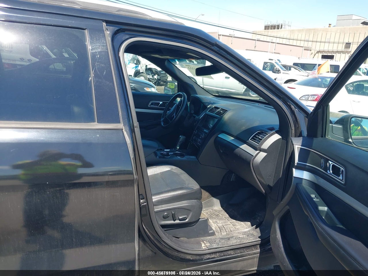 2016 FORD EXPLORER XLT thumbnail 6