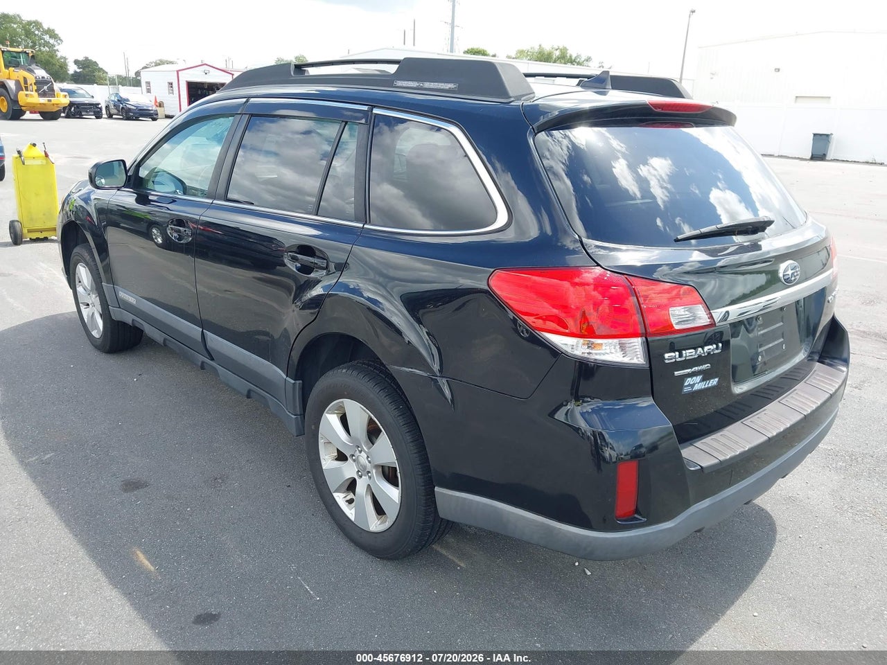 2011 SUBARU OUTBACK 2.5I LIMITED thumbnail 4