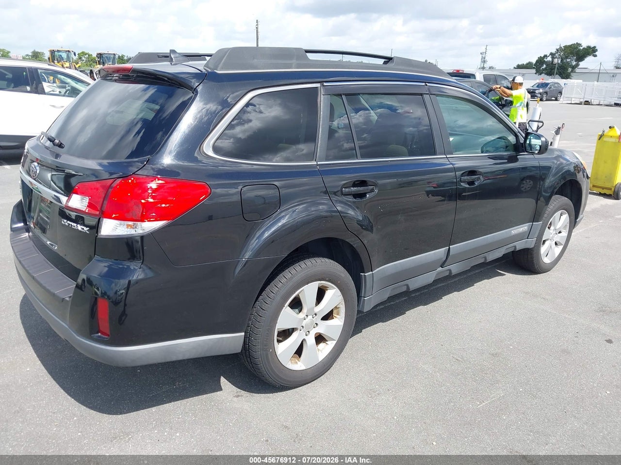 2011 SUBARU OUTBACK 2.5I LIMITED thumbnail 5