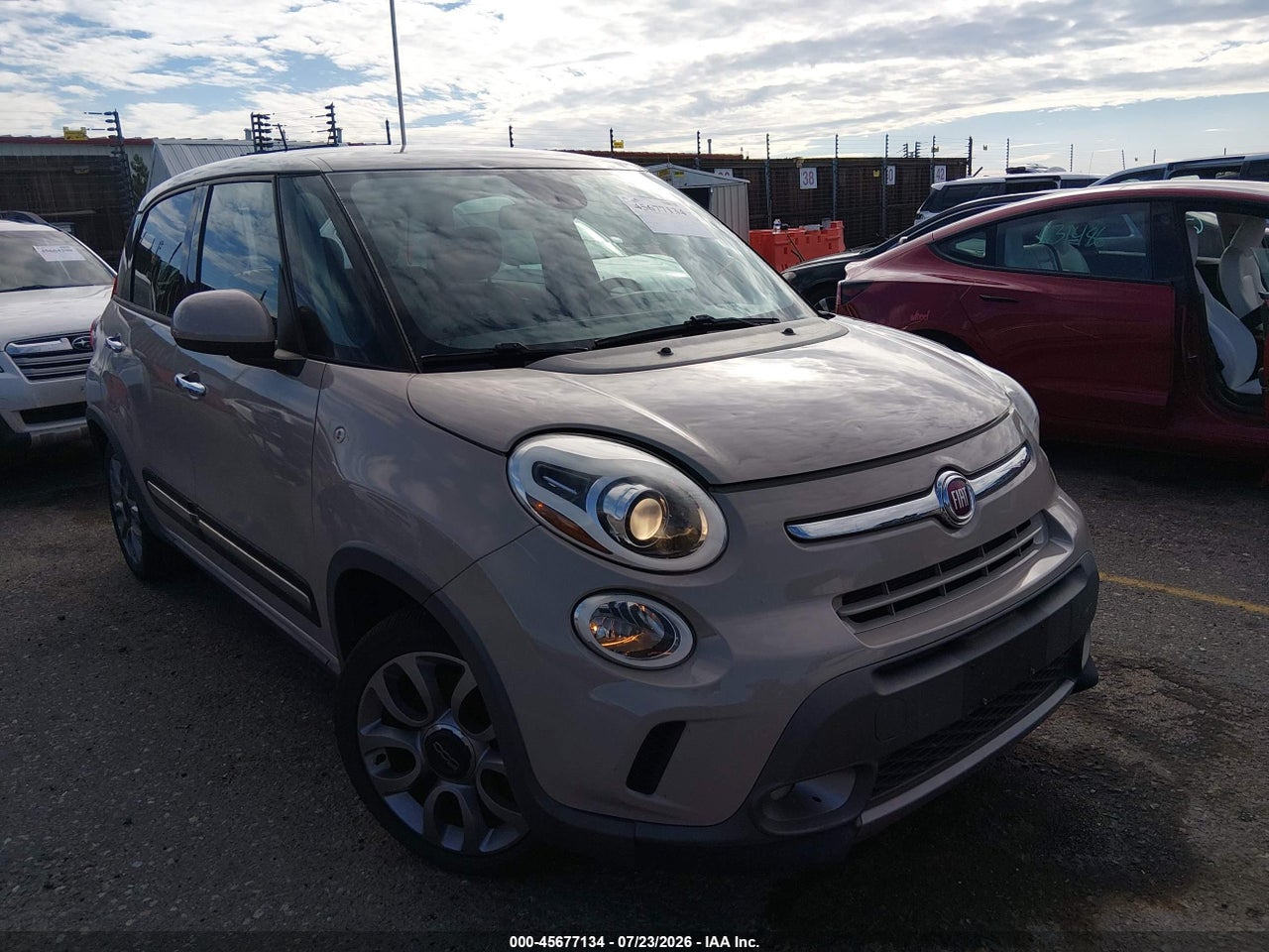 2015 FIAT 500L TREKKING thumbnail 2