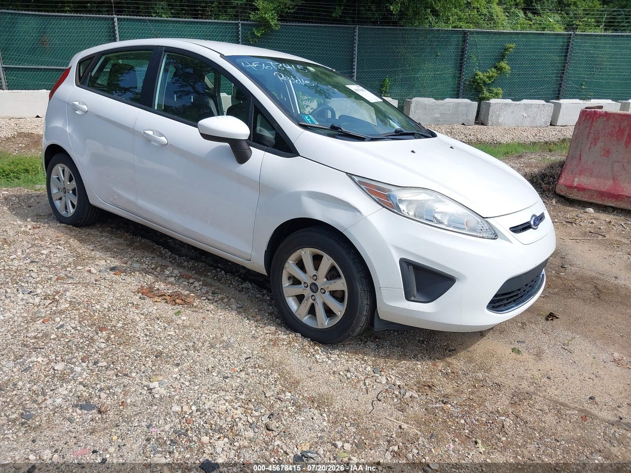 2011 FORD FIESTA SE thumbnail 2