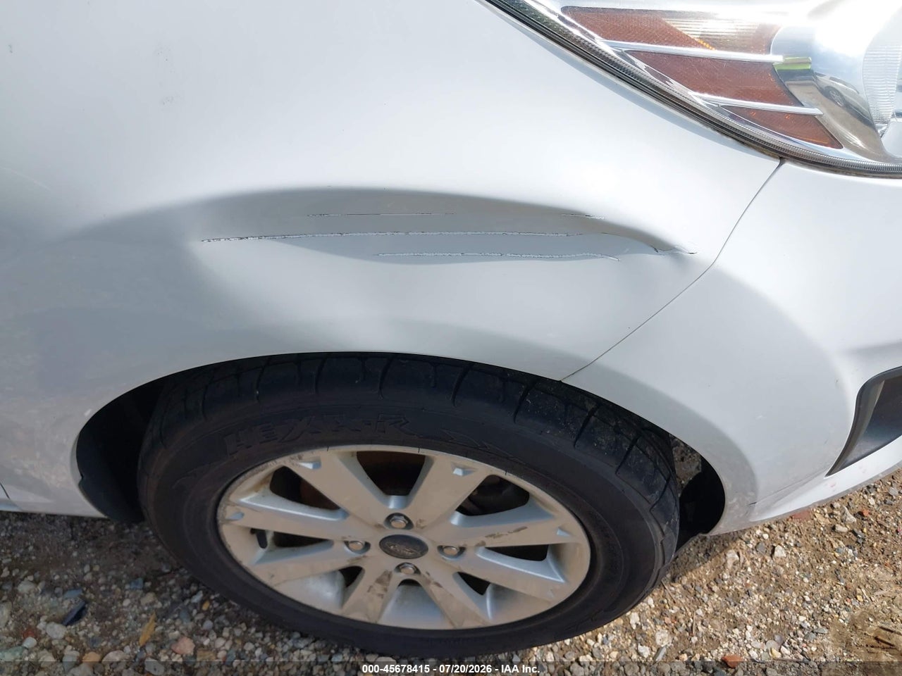 2011 FORD FIESTA SE thumbnail 7
