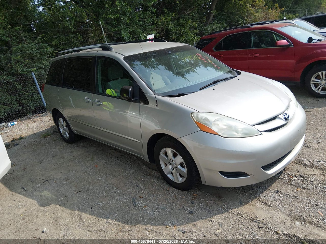 2008 TOYOTA SIENNA LE thumbnail 2