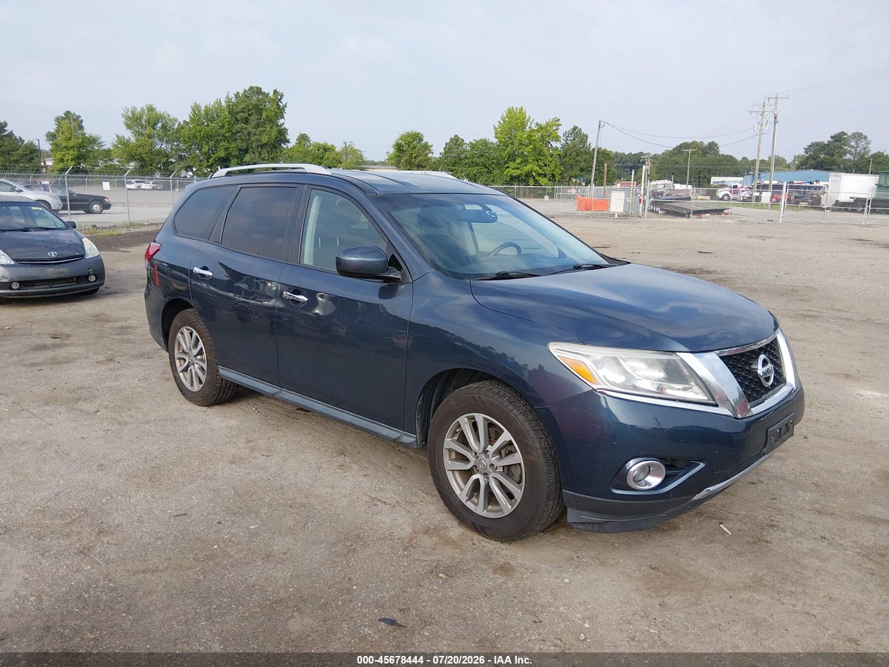 2016 NISSAN PATHFINDER PLATINUM/S/SL/SV thumbnail 2