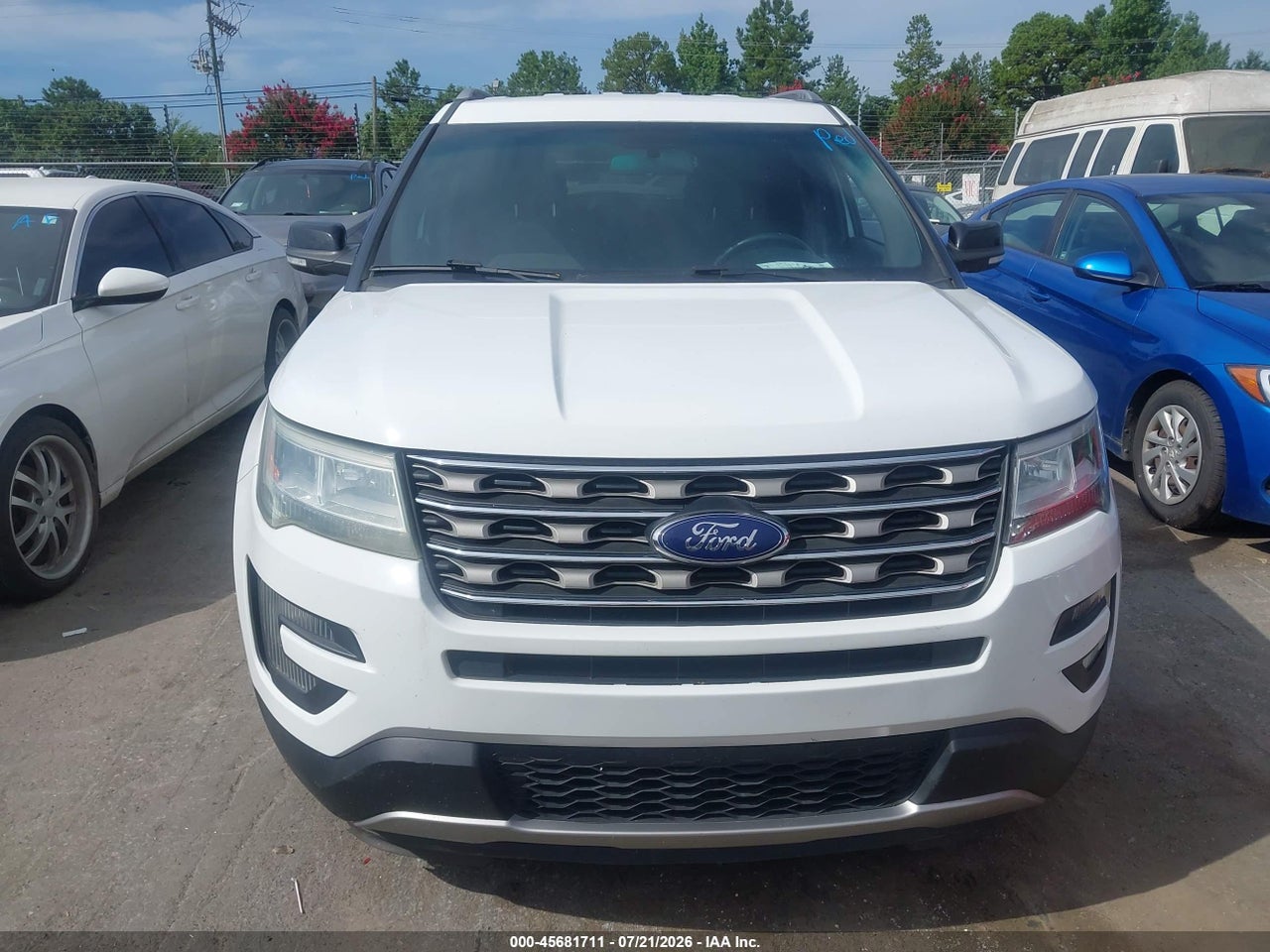 2016 FORD EXPLORER XLT thumbnail 7