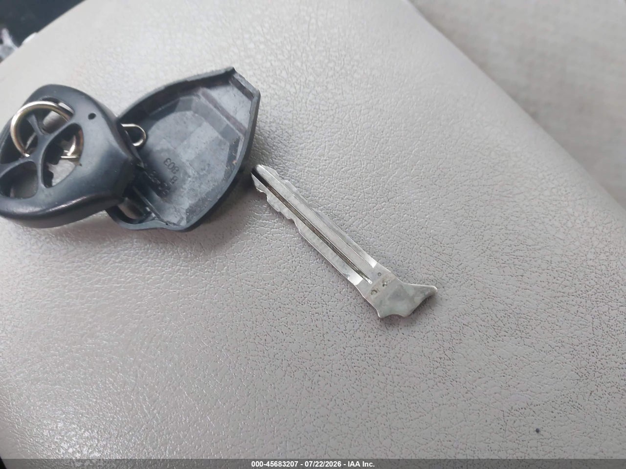 2007 TOYOTA CAMRY LE thumbnail 12