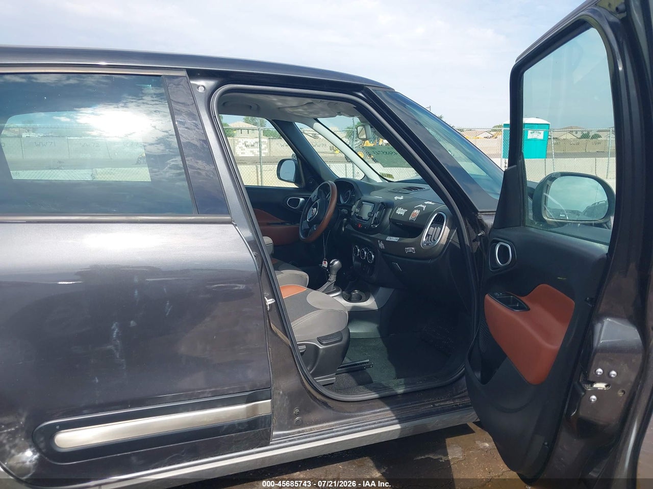 2014 FIAT 500L TREKKING thumbnail 6
