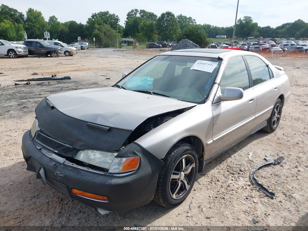 1997 HONDA ACCORD SE thumbnail 3