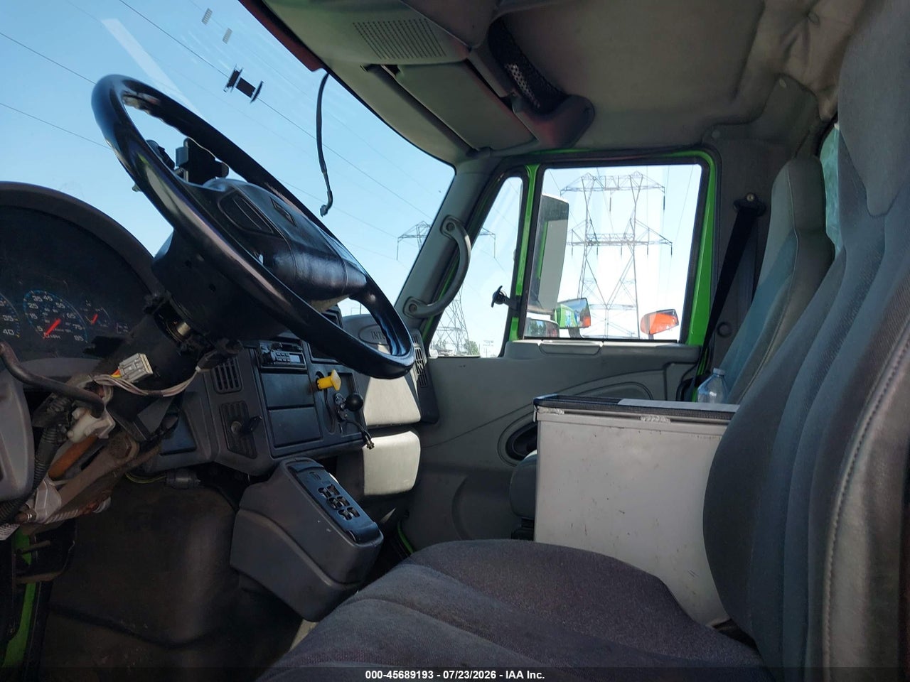 2005 INTERNATIONAL 4000 4300 thumbnail 8