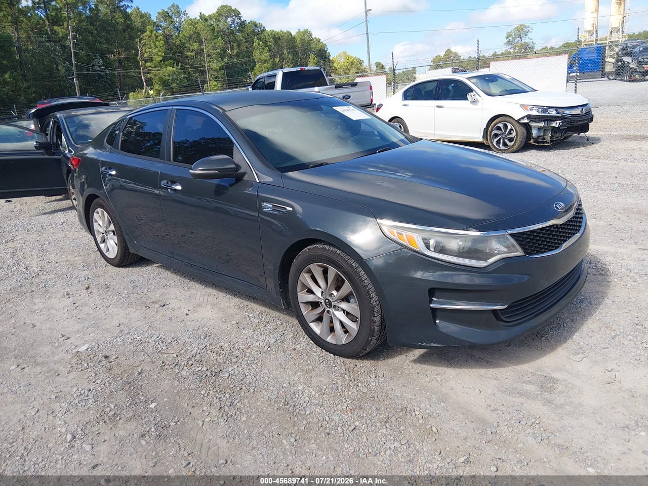 2016 KIA OPTIMA LX thumbnail 2