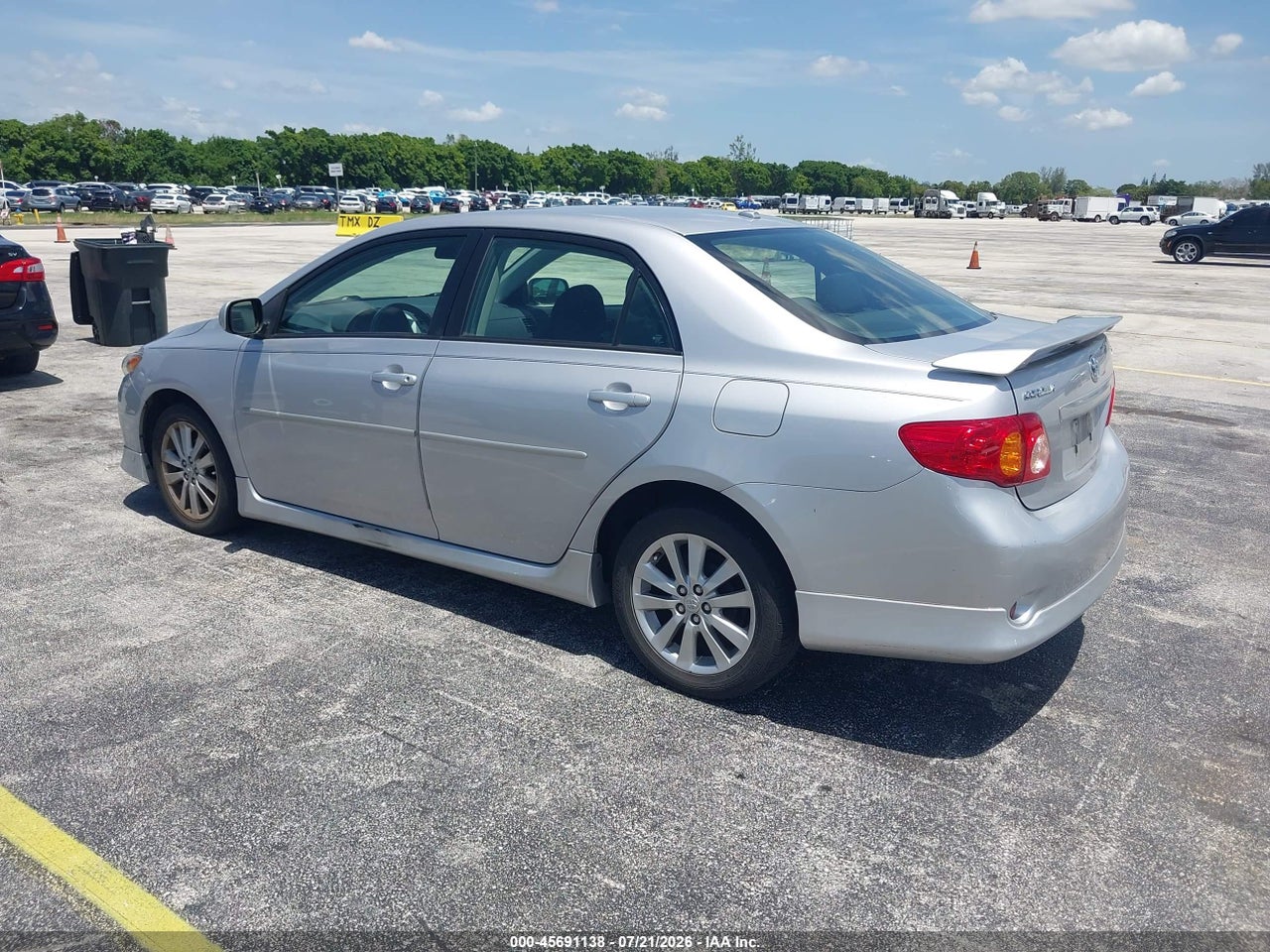 2009 TOYOTA COROLLA S thumbnail 4