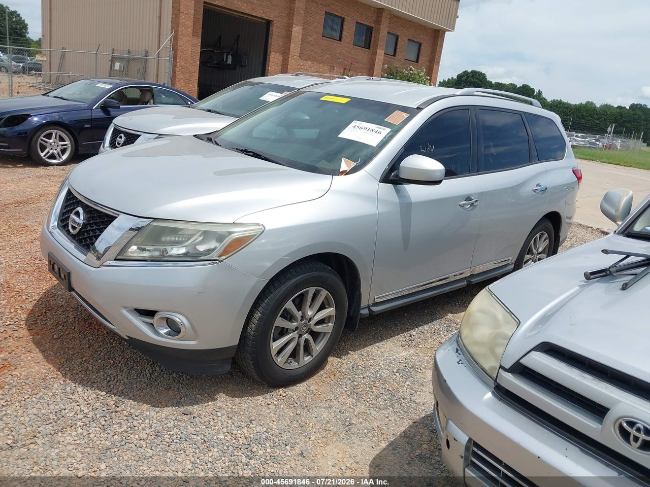 2014 NISSAN PATHFINDER SL thumbnail 3