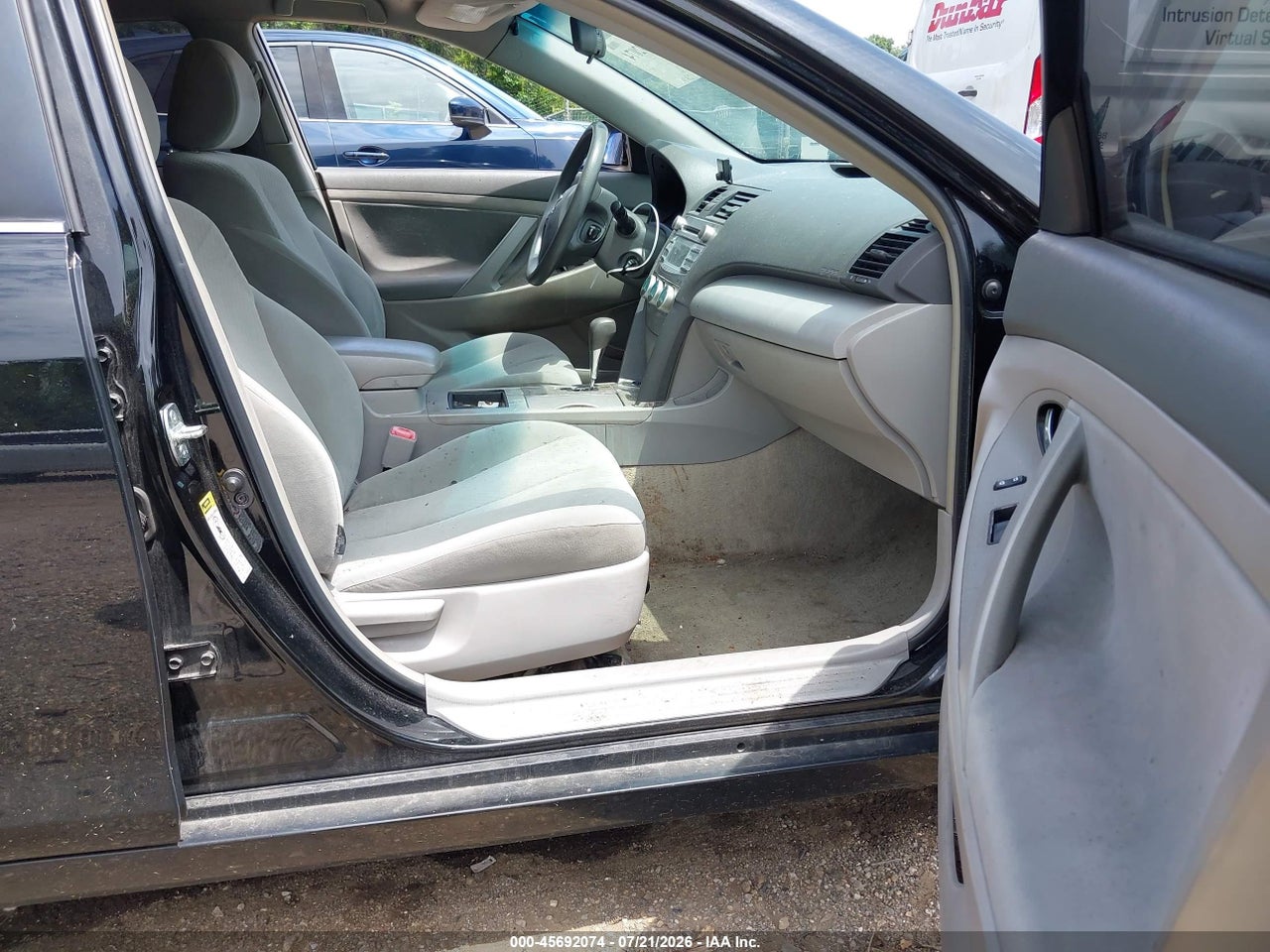 2009 TOYOTA CAMRY LE V6 thumbnail 6