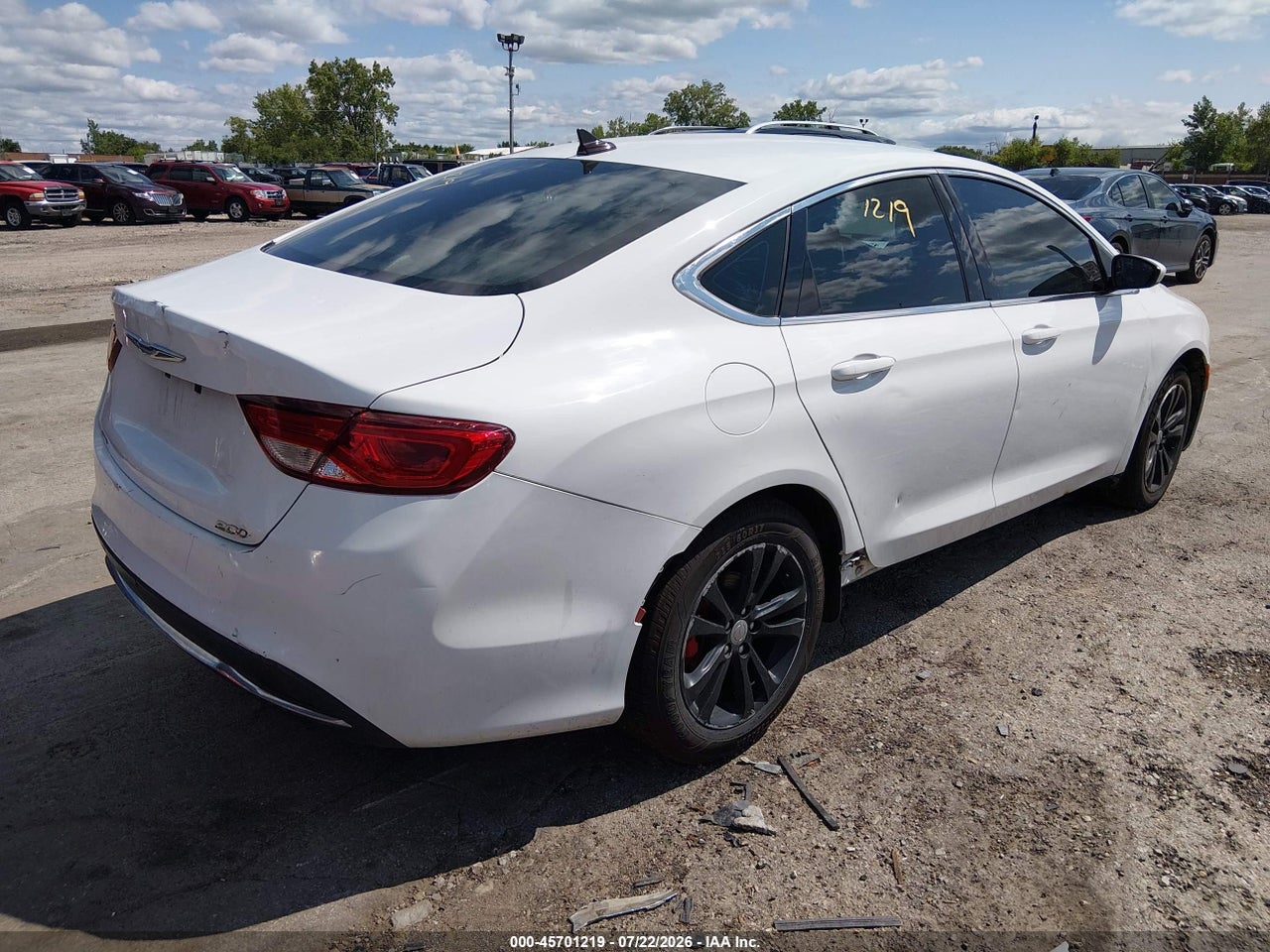 2015 CHRYSLER 200 LIMITED thumbnail 5