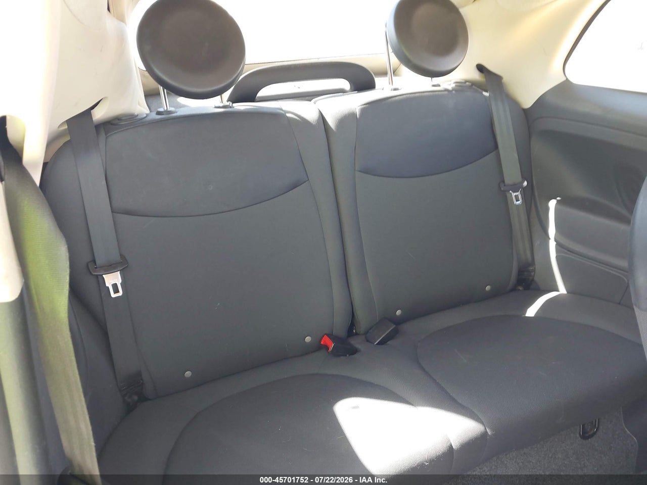 2015 FIAT 500C POP thumbnail 9