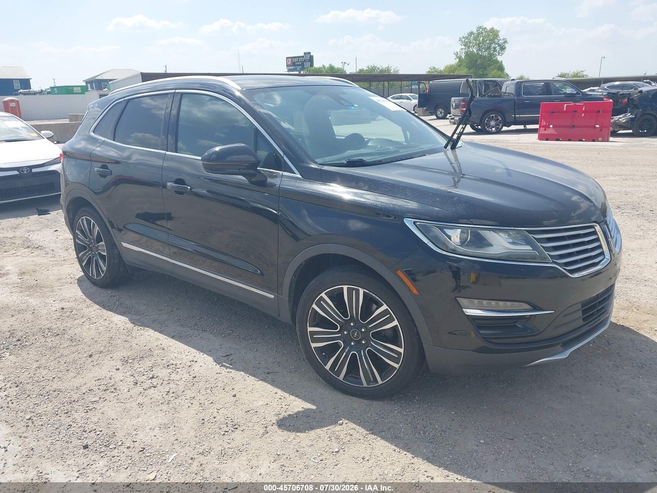 5LMCJ4D92HU****** · 2017 LINCOLN MKC BLACK LABEL