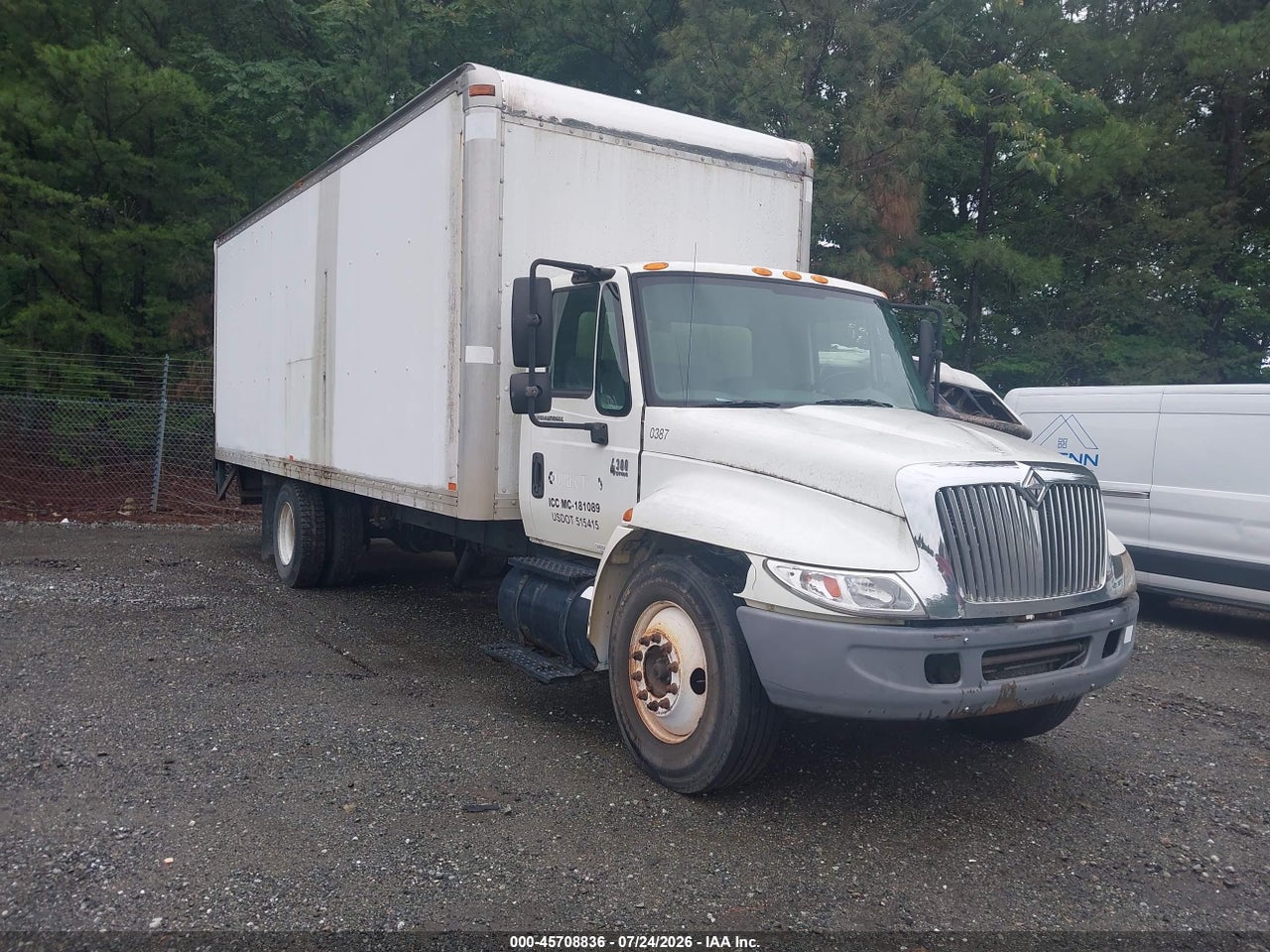 2005 INTERNATIONAL 4000 4300 thumbnail 2