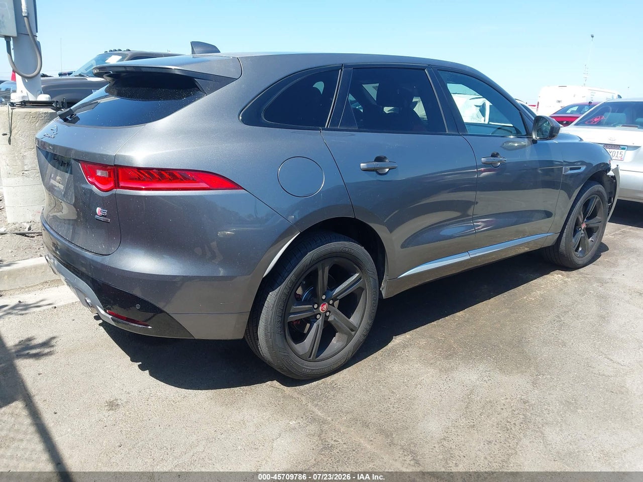 2017 JAGUAR F-PACE S thumbnail 5