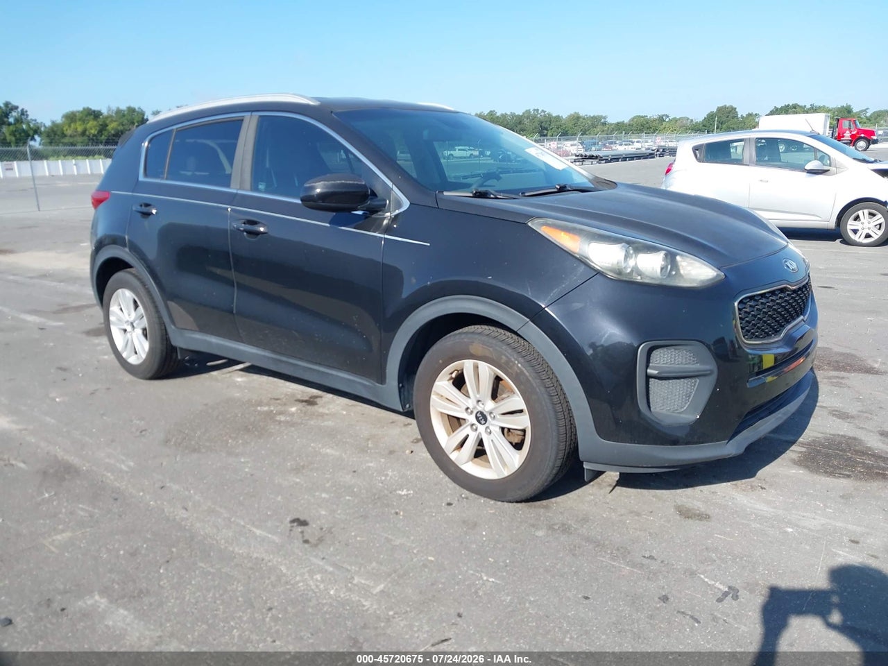 2017 KIA SPORTAGE LX thumbnail 2