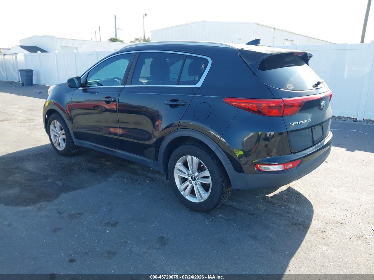2017 KIA SPORTAGE LX thumbnail 4