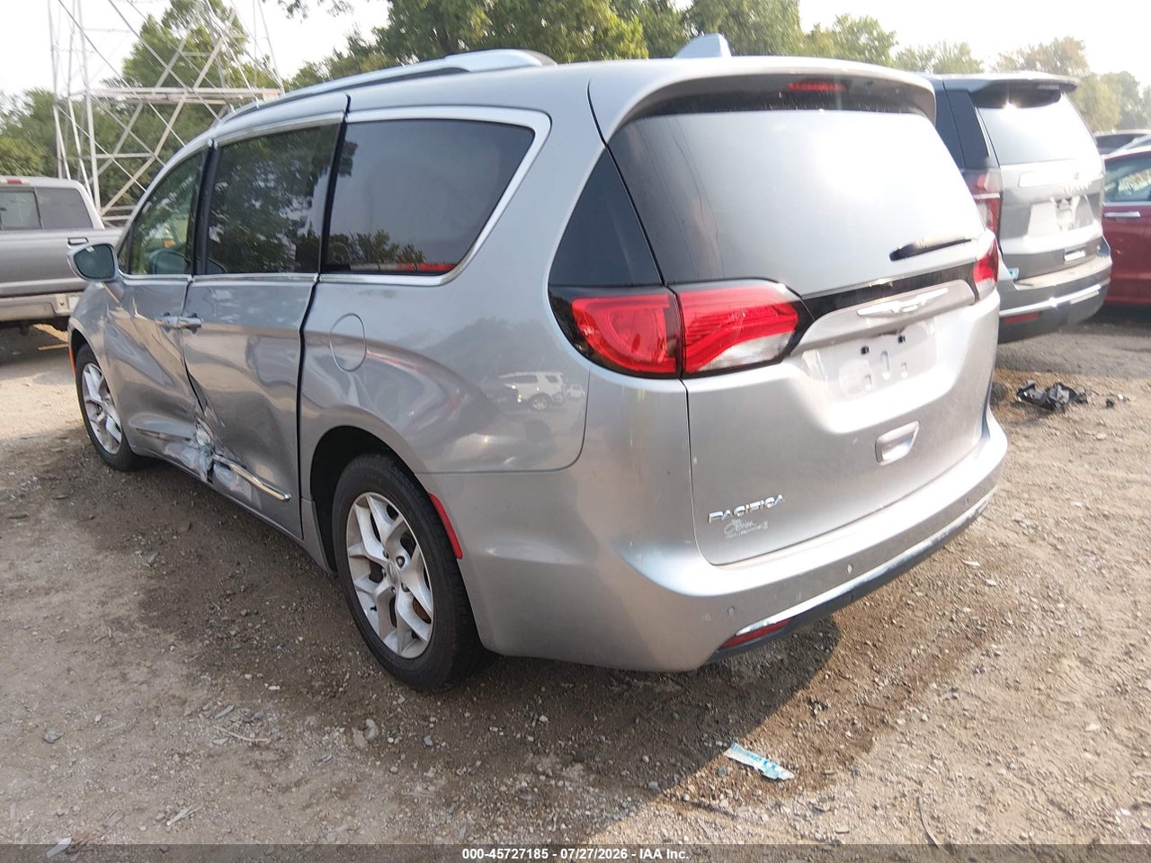 2017 CHRYSLER PACIFICA TOURING-L PLUS · 3/12