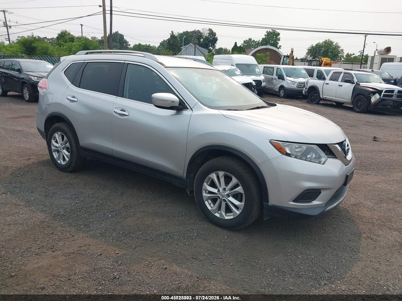 2014 NISSAN ROGUE SV thumbnail 2
