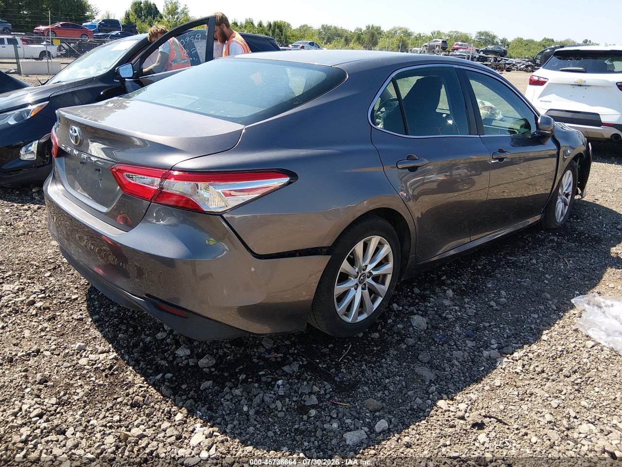 2018 TOYOTA CAMRY LE · 4/12