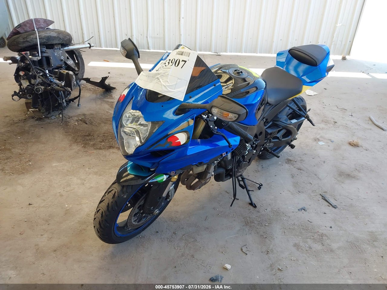 2016 SUZUKI GSX-R600 · 2/12