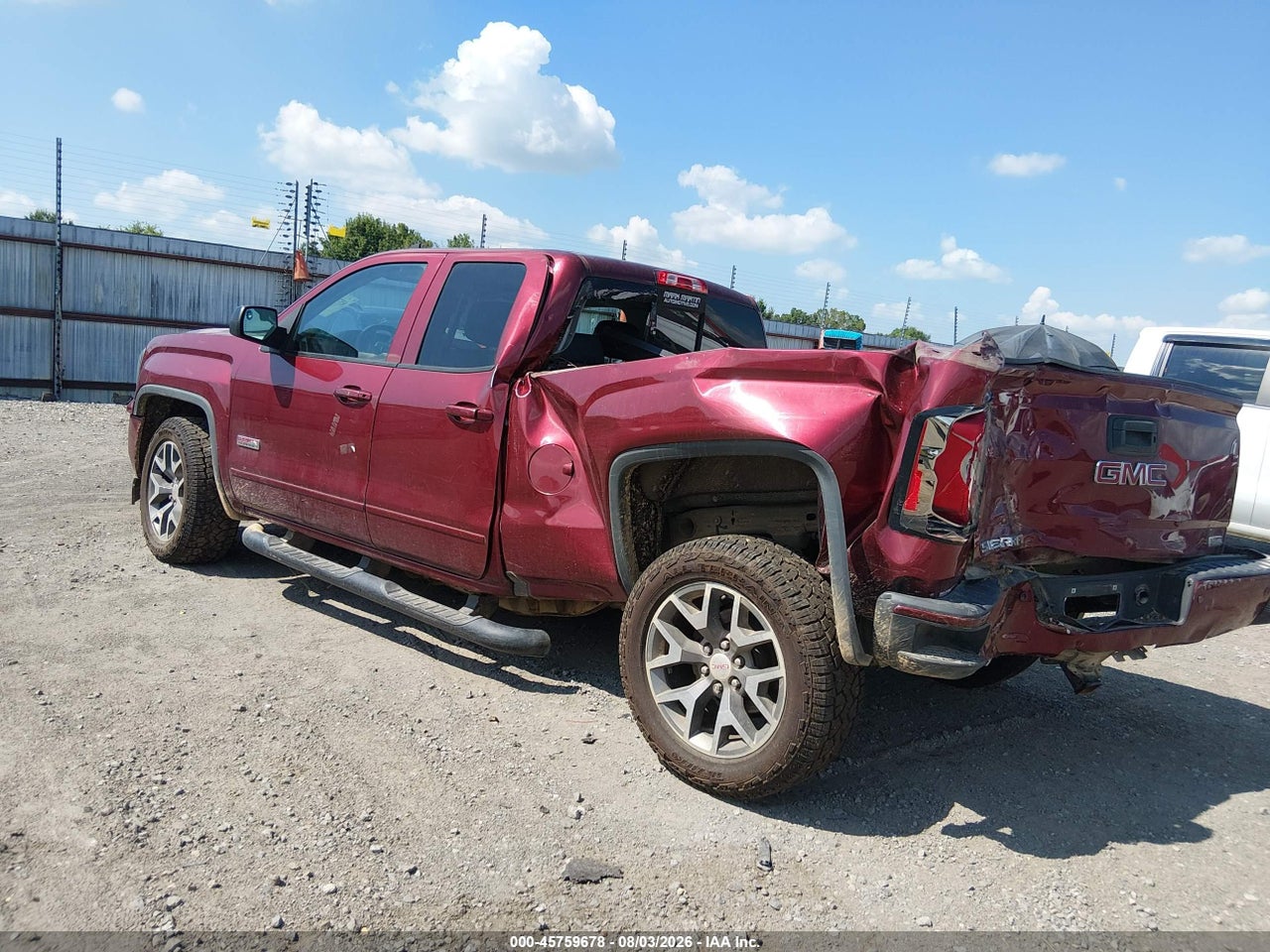 2017 GMC SIERRA 1500 SLT · 3/12
