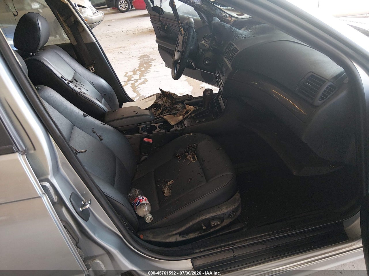 2005 BMW 325I · 5/12