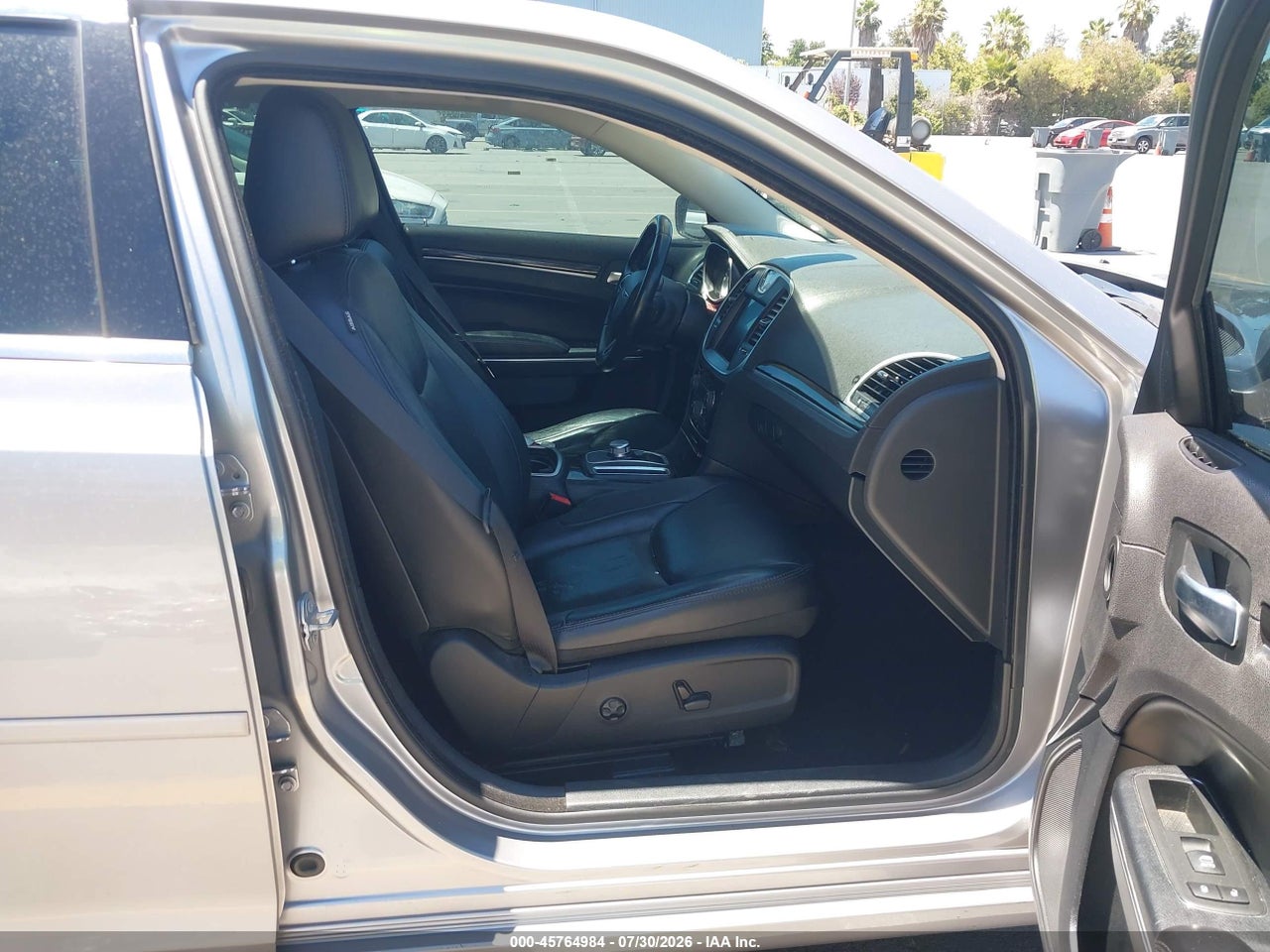 2015 CHRYSLER 300 LIMITED · 5/12